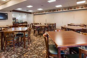 هتل Best Western Plus Country Inn & Suites