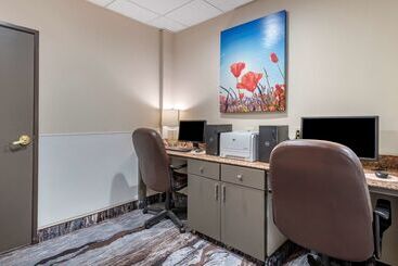 هتل Best Western Plus Mckinney Inn And Suites