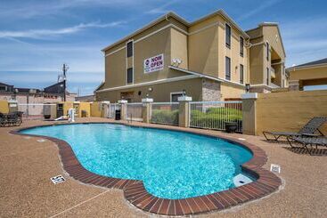 هتل Best Western Plus Mckinney Inn And Suites