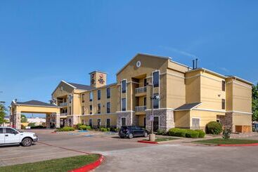 هتل Best Western Plus Mckinney Inn And Suites
