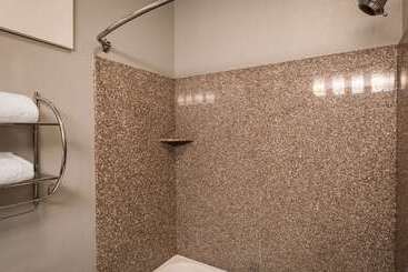 هتل Best Western Plus New Cumberland