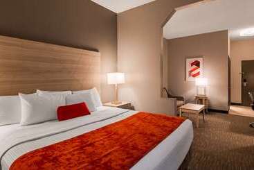 هتل Best Western Plus New Cumberland
