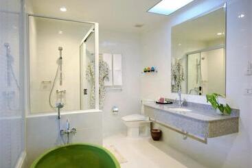 هتل Cera Resort @ Cha Am