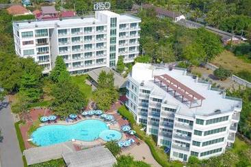 هتل Cera Resort @ Cha Am