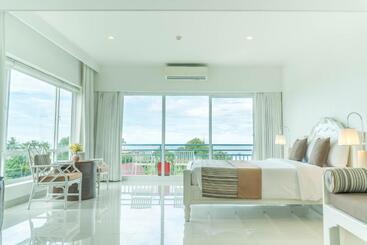 هتل Cera Resort @ Cha Am