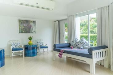 هتل Cera Resort @ Cha Am
