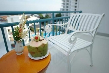 هتل Cera Resort @ Cha Am