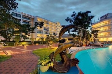 هتل Cera Resort @ Cha Am