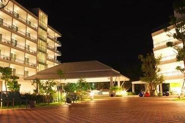 هتل Cera Resort @ Cha Am