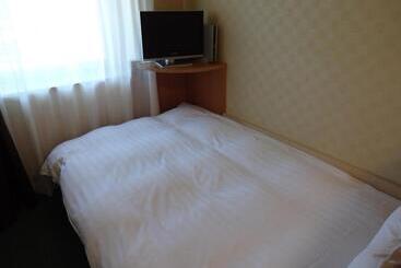 هتل Tennen Onsen Taho No Yu Dormy Inn Niigata