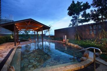Evergreen Resort Hotel   Jiaosi