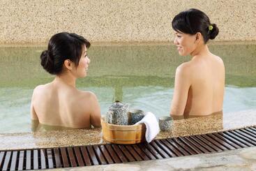 Evergreen Resort Hotel   Jiaosi