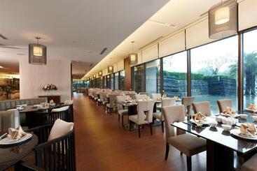 Evergreen Resort Hotel   Jiaosi