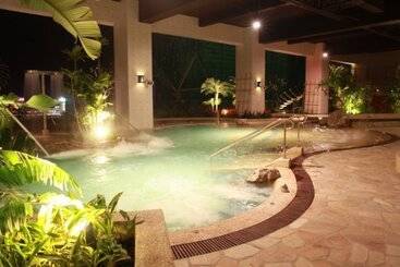 Evergreen Resort Hotel   Jiaosi