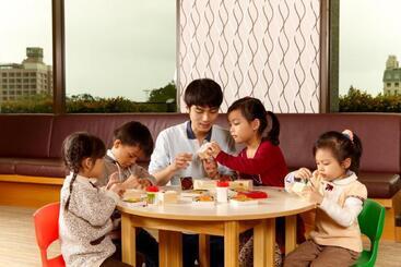 Evergreen Resort Hotel   Jiaosi