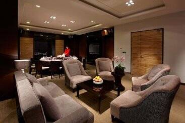 Evergreen Resort Hotel   Jiaosi