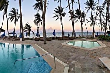 هتل Kenya Bay Beach