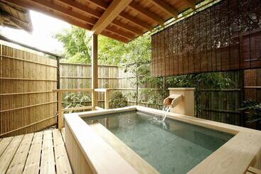 هتل Koshi No Yado Takashimaya