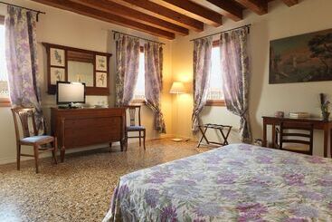 هتل Locanda Ai Santi Apostoli