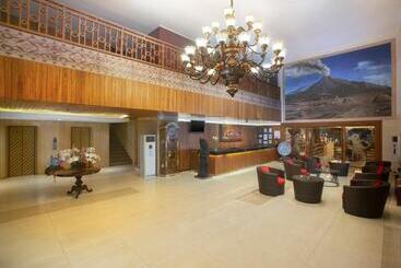 Merapi Merbabu Hotel Yogyakarta Powered By Archipelago