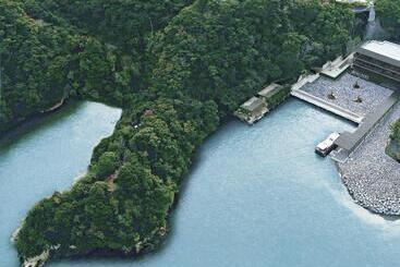هتل Kumano Bettei Nakanoshima