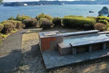 هتل Kumano Bettei Nakanoshima