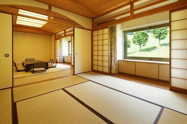 هتل Naspa New Otani
