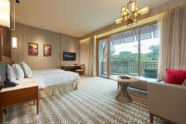 هتل Resorts World Sentosa  Equarius