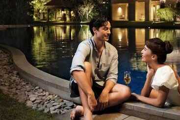 هتل Resorts World Sentosa  Equarius