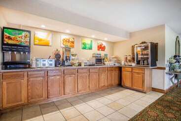 هتل Tahlequah Inn