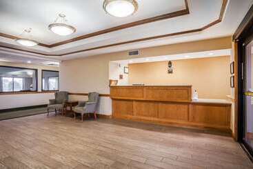 هتل Tahlequah Inn