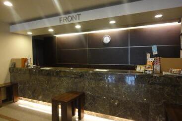 هتل Route Inn Yokohama Bashamichi