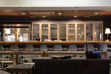 酒店 Shirahamakan