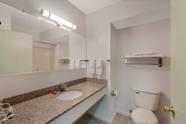 Surestay Plus Hotel By Best Western Berkeley Springs