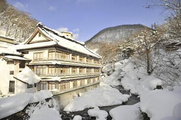 هتل Takaragawa Onsen Ousenkaku