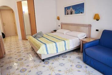 هتل Oriente Suites E Spa