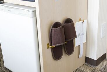 هتل Toyoko Inn Aizuwakamatsu Ekimae
