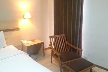 Merapi Merbabu Hotel Yogyakarta Powered By Archipelago