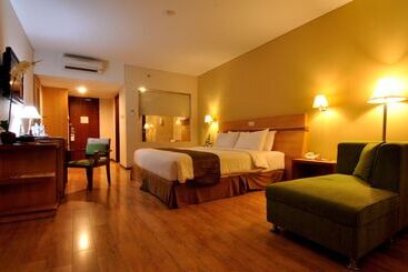 Merapi Merbabu Hotel Yogyakarta Powered By Archipelago