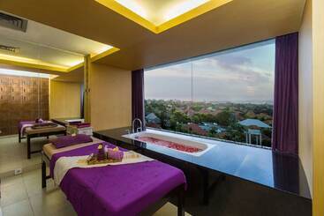 Quest Hotel Kuta By Aston