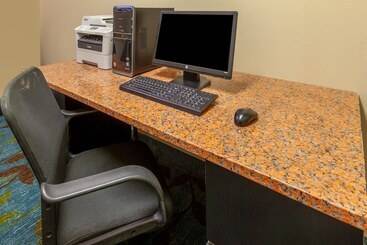 Candlewood Suites Kalamazoo, An Ihg