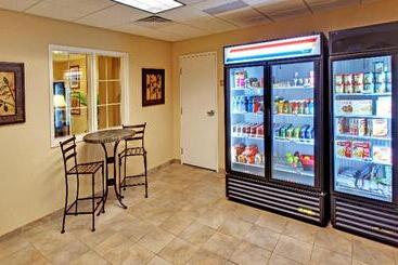 Candlewood Suites Williston, An Ihg