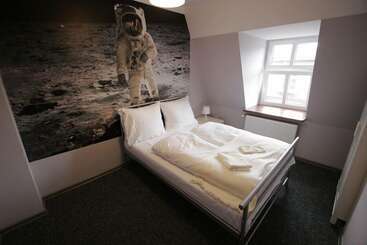 Explorer Hostel & Apartment Stare Miasto Old Town 24h #don T Be A Tourist, Be An Explorer!