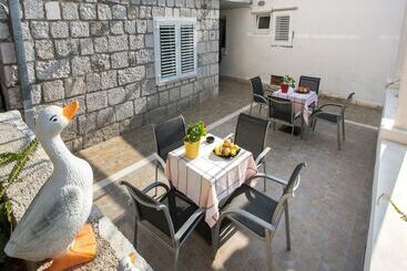 客栈  Kusalo Guesthouse