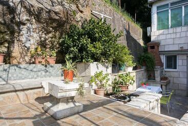 مسافرخانه Kusalo Guesthouse