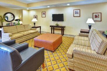 בית מלון כפרי Candlewood Suites Fort Stockton, An Ihg