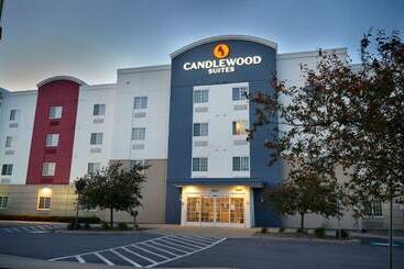 هتل Candlewood Suites Watertown Fort Drum, An Ihg
