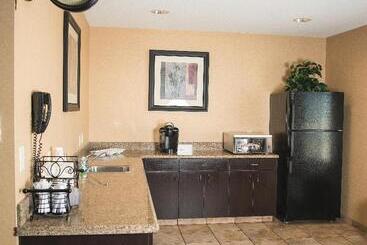 هتل Candlewood Suites Loveland, An Ihg