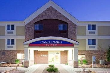 هتل Candlewood Suites Milwaukee Brown Deer By Ihg