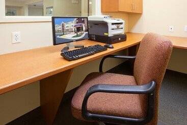 هتل Candlewood Suites Milwaukee Brown Deer By Ihg